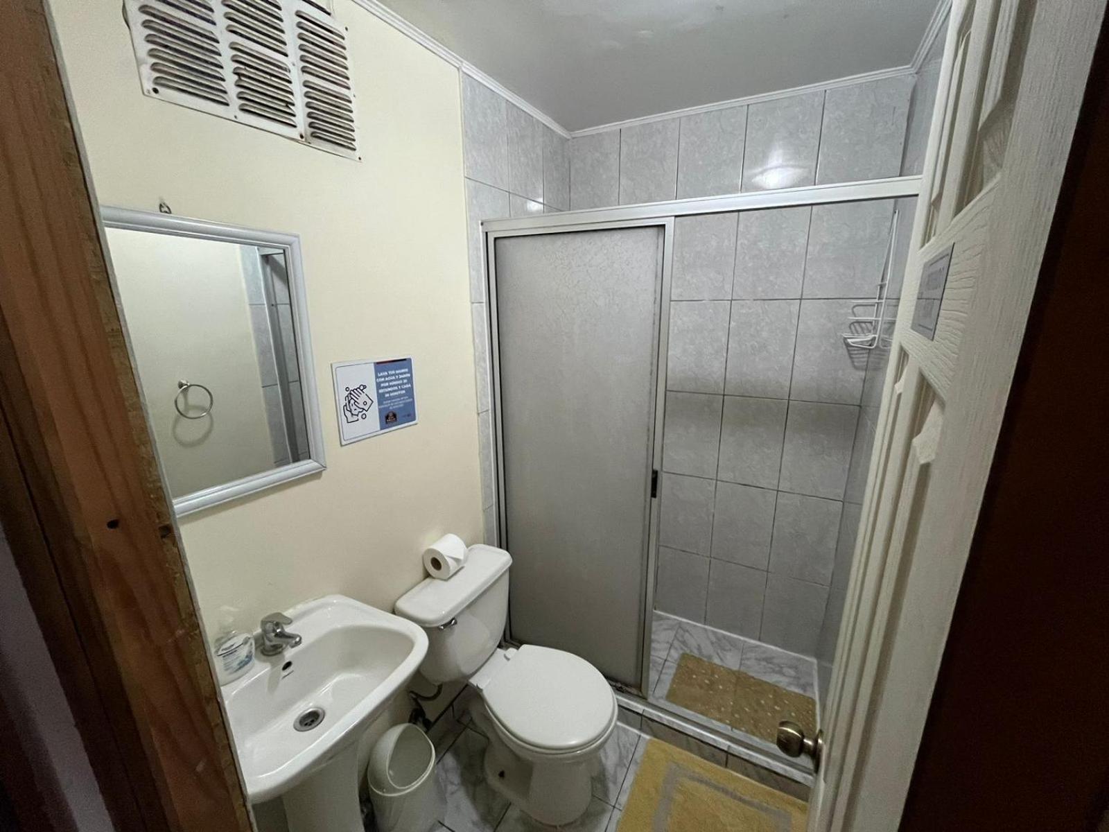 Hostal Balmaceda La Serena Kültér fotó